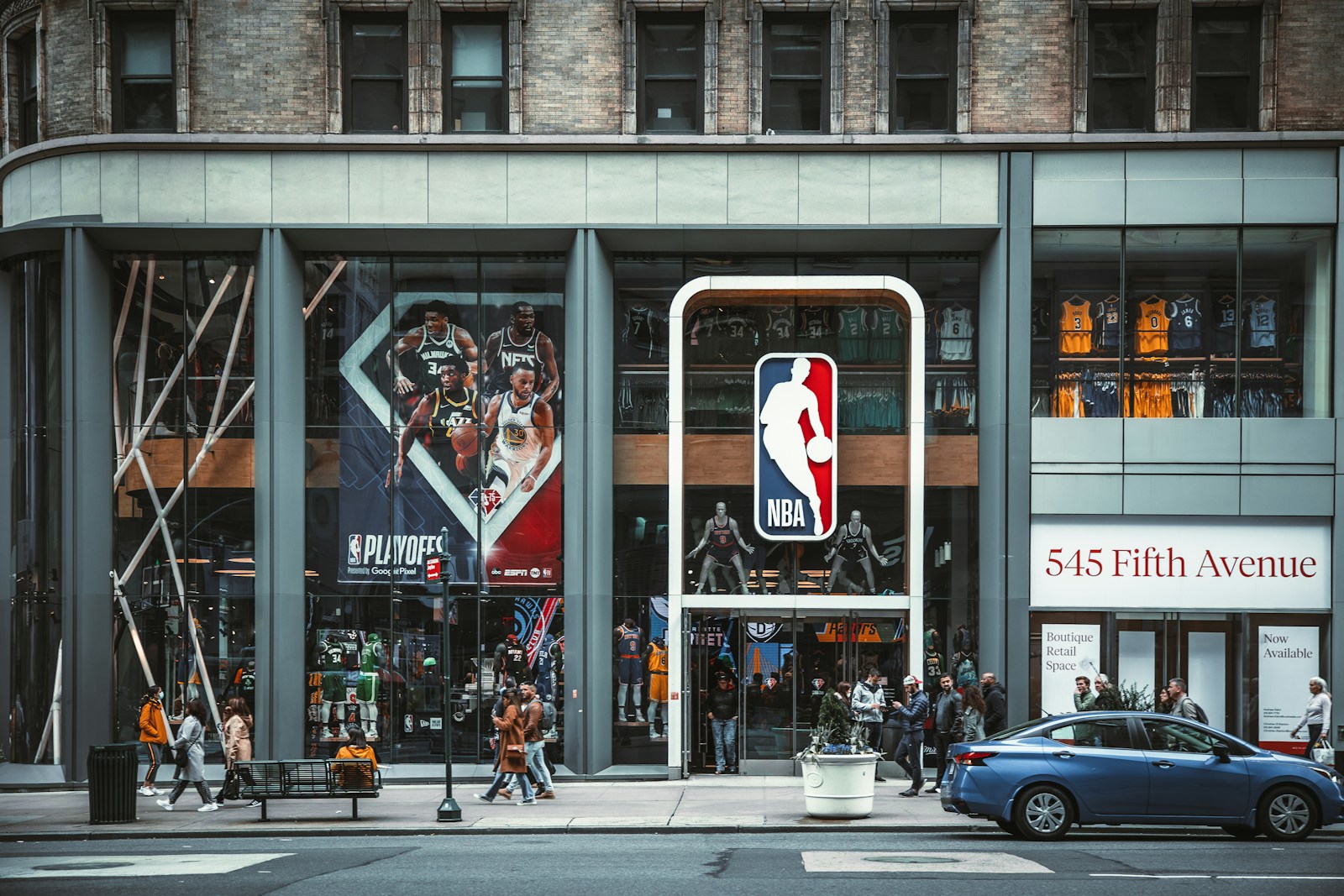 Photo by Diane Picchiottino NBA Store