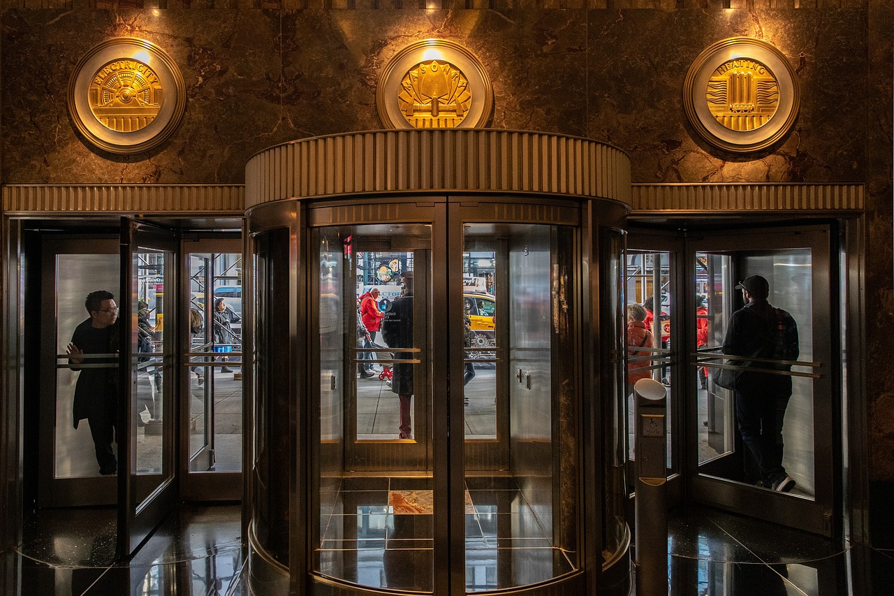 entrace, rotating door, building